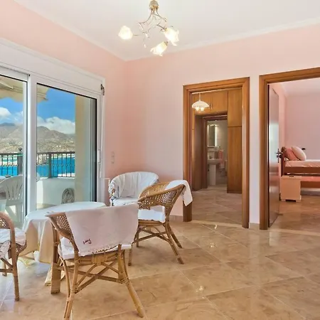 Crystal Chateau: μaisonette Above The Sea Apartment